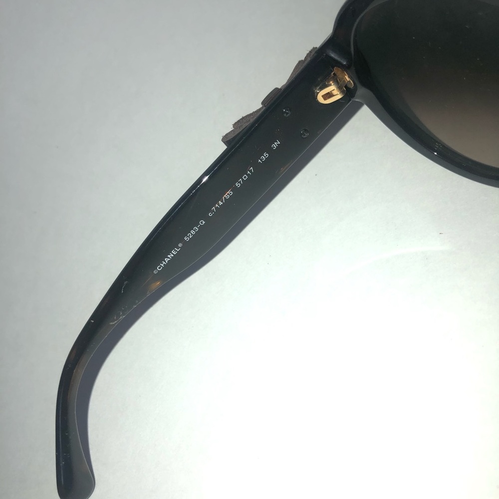 Chanel Ribbon Brown Tortoise Women’s Sunglasses - Picture 4 of 5